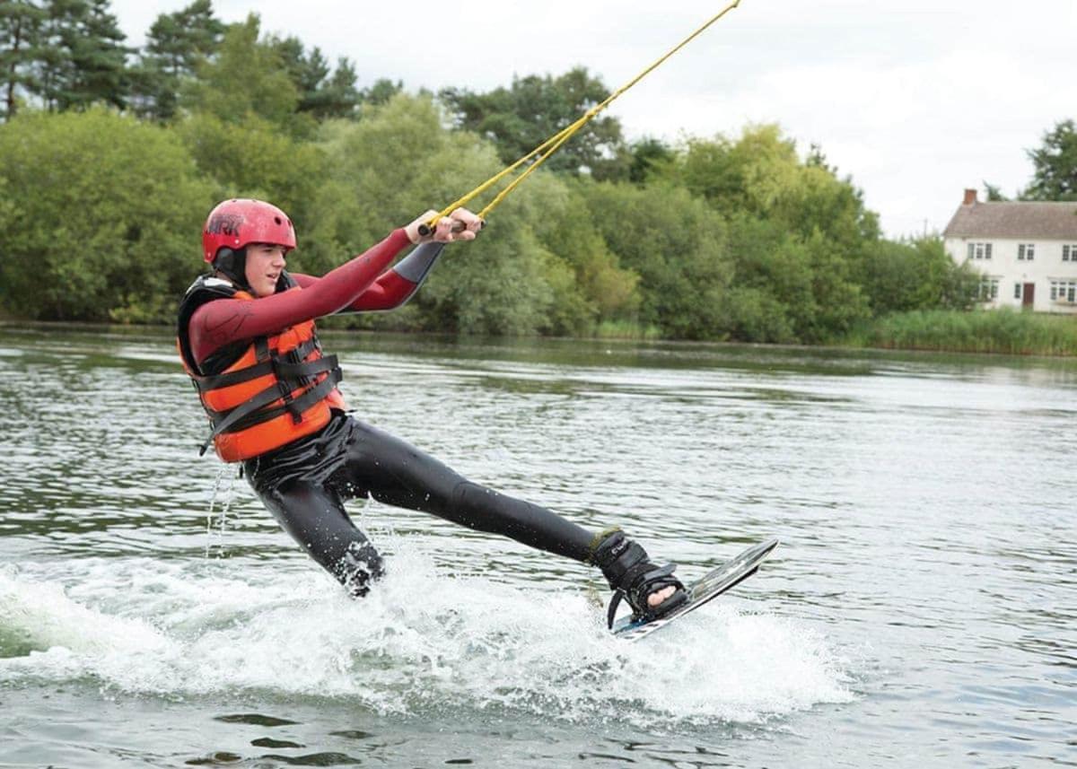 Tattershall Lakes Country Park Dogdyke Экстерьер фото