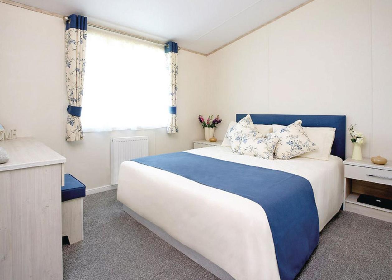 Tattershall Lakes Country Park Dogdyke Экстерьер фото