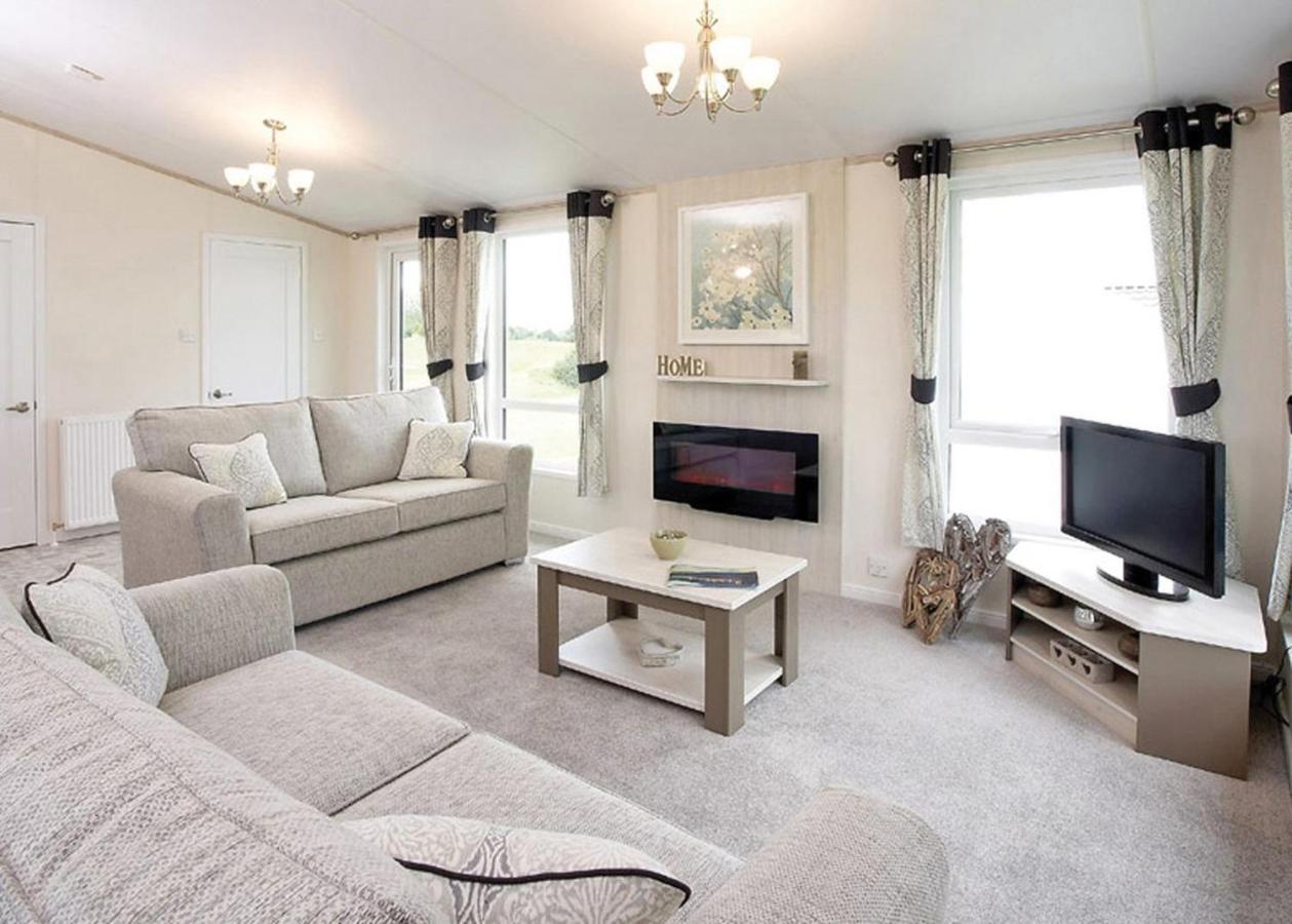 Tattershall Lakes Country Park Dogdyke Экстерьер фото